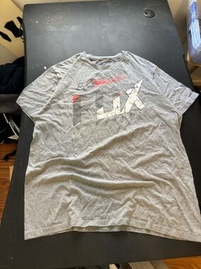 Fox Gray Logo Short Sleeve T-Shirt Mens Xl MEASUREMENTS SHOWN